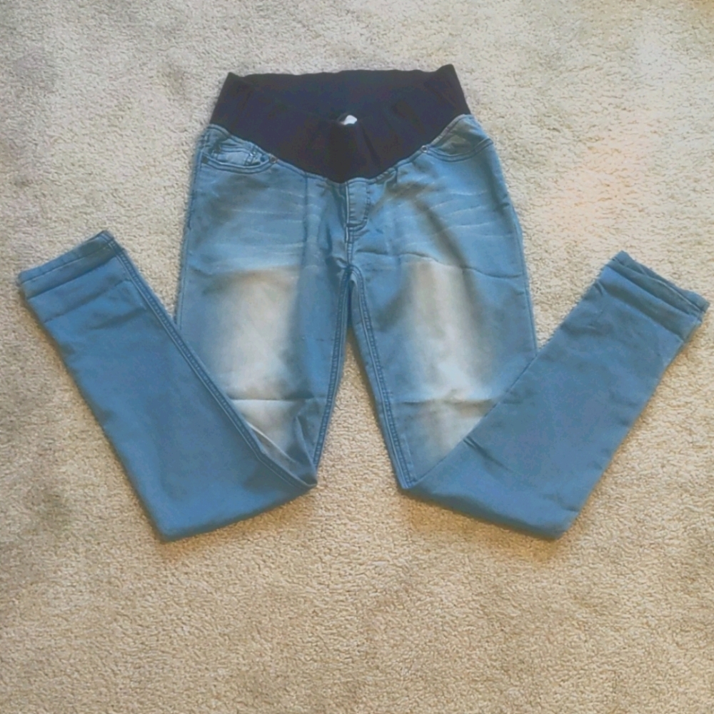 oh! mamma Maternity Jeans in Light Denim - Small